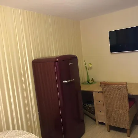 Nichtraucher-zimmer Mit Dusche/wc Frühstückspension